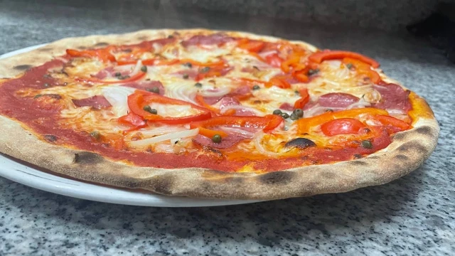 Pizza Caretiera